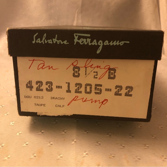 Slingbacks for Spring! Like new! - Picture 11 of 12